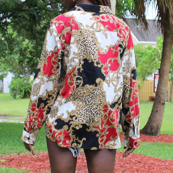 “Goldmember sace” Button down shirt - Picture 2 of 9